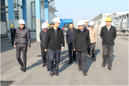 2015年12月12日，張家港市市委常委、保稅區黨工委副書記、管委會副主任、金港鎮黨委書記卞東方帶隊來華瑞視察工作.